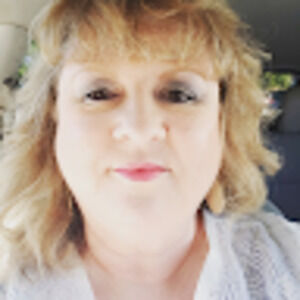 Meet your Posher, Bettina